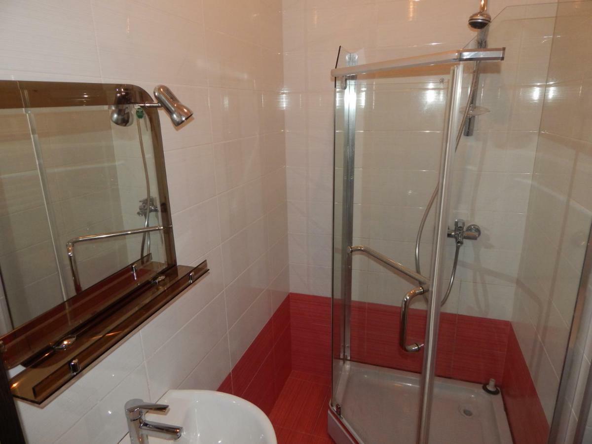 באטומי Apartment First Line From Sea מראה חיצוני תמונה