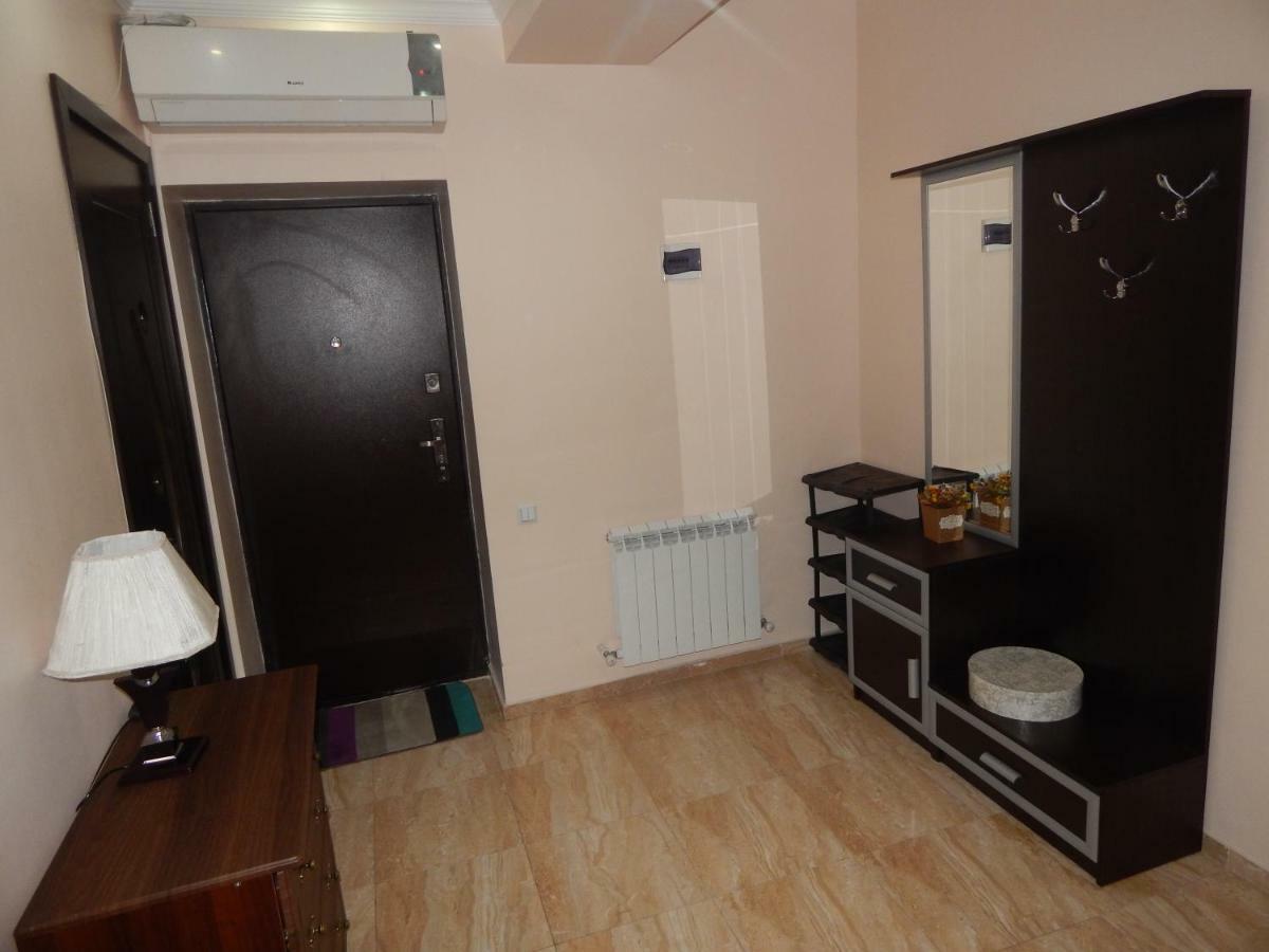 באטומי Apartment First Line From Sea מראה חיצוני תמונה