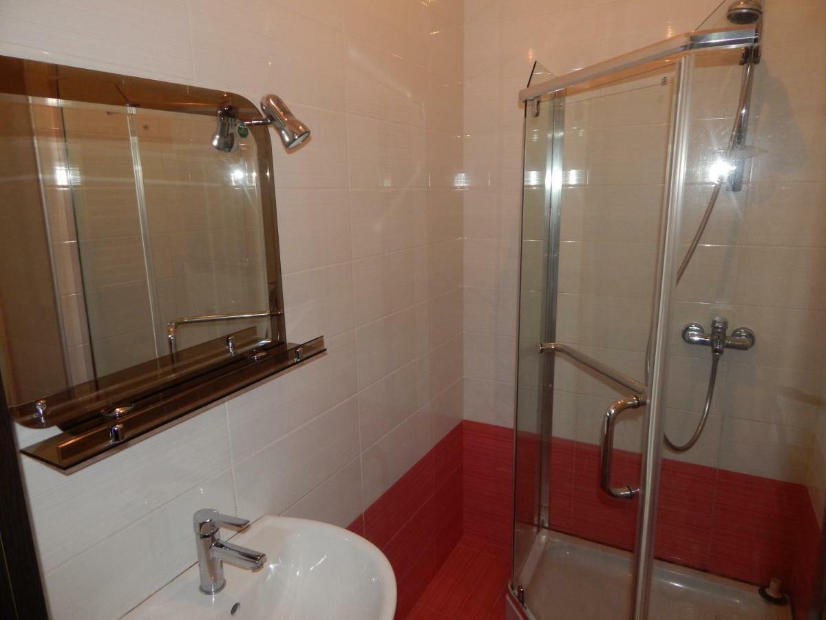 באטומי Apartment First Line From Sea מראה חיצוני תמונה